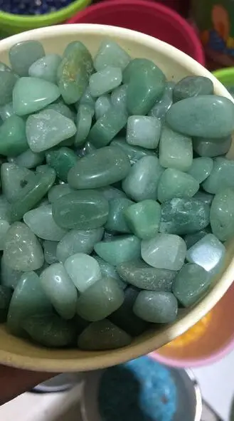 

1000 grams of natural green dongling, crushed stone decoration