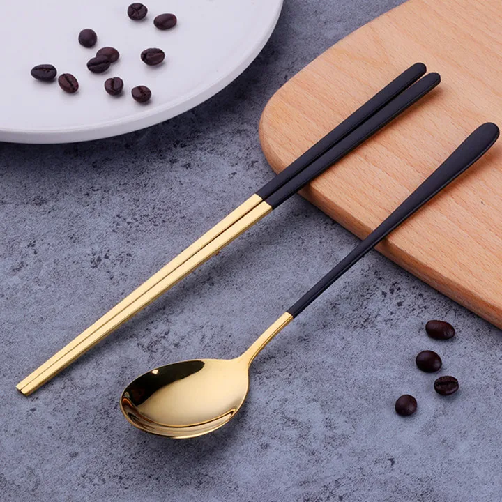 Black Gold-1 Pair Золотые 18/10 корейские палочки для еды из нержавеющей стали набор ложек с длинной ручкой плоские Нескользящие палочки для еды десертные ложки, столовая посуда набор - Цвет: Black Gold-1 Pair