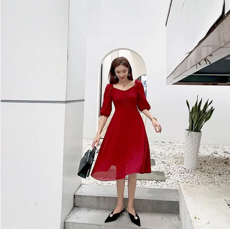red Summer New Short Sleeve Fashion Dress V-neck Buckle Dress Casual Streetwear Solid Color Slim Female Red Women's Dresses - Цвет: red