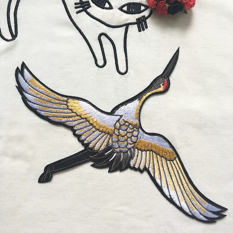 Новинка летающий кран железные нашивки для одежды Декор вышитые птицы