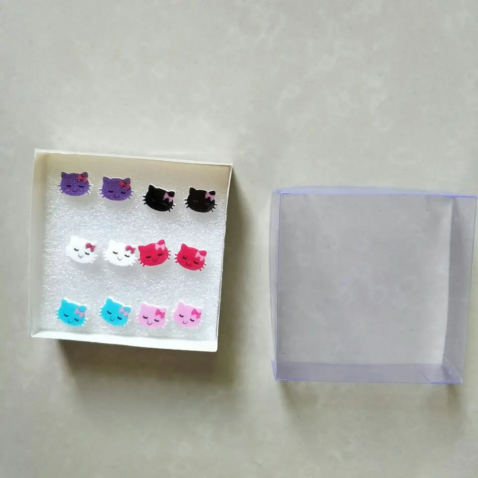 Серьги гвоздики карамельных цветов с изображением милой кошки птицы медведя