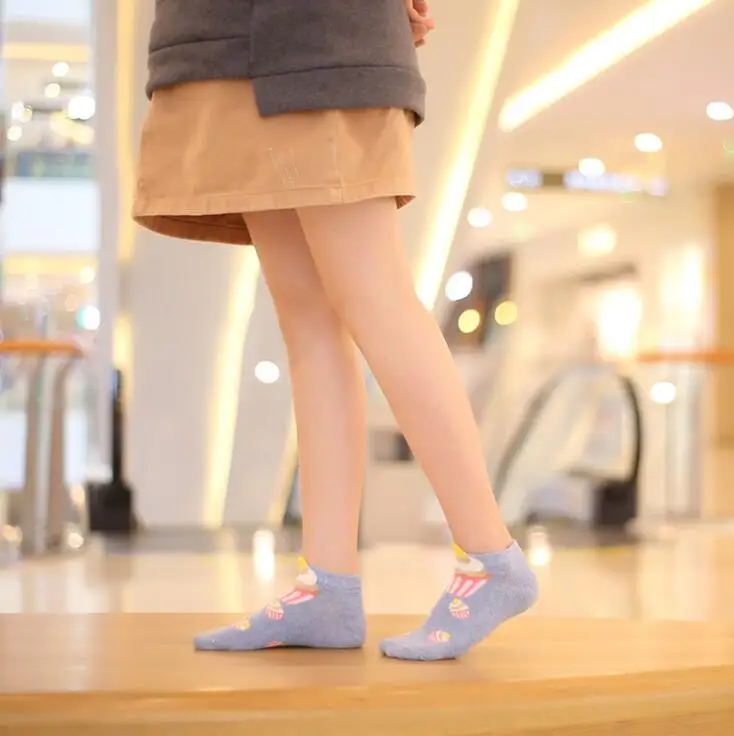 Женские хлопковые носки короткие до щиколотки с рисунком кекса милые