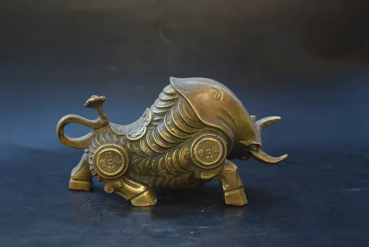 free shipping Handwork Copper Carve Whole Body C0in Rare Wealth Big Lifelike Bullfight Statue | Дом и сад