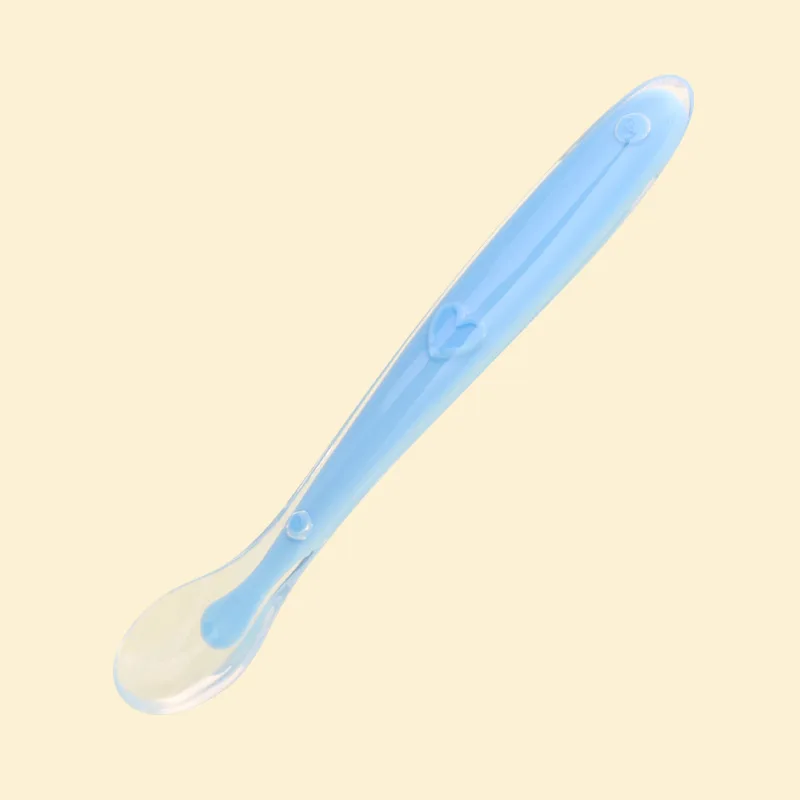 Blue Детские Ложки BPA бесплатно с мягким наконечником первый этап силикона самостоятельного кормления тренировочные ложки силиконовые тренажер ложка с чехлом для путешествий - Цвет: Blue