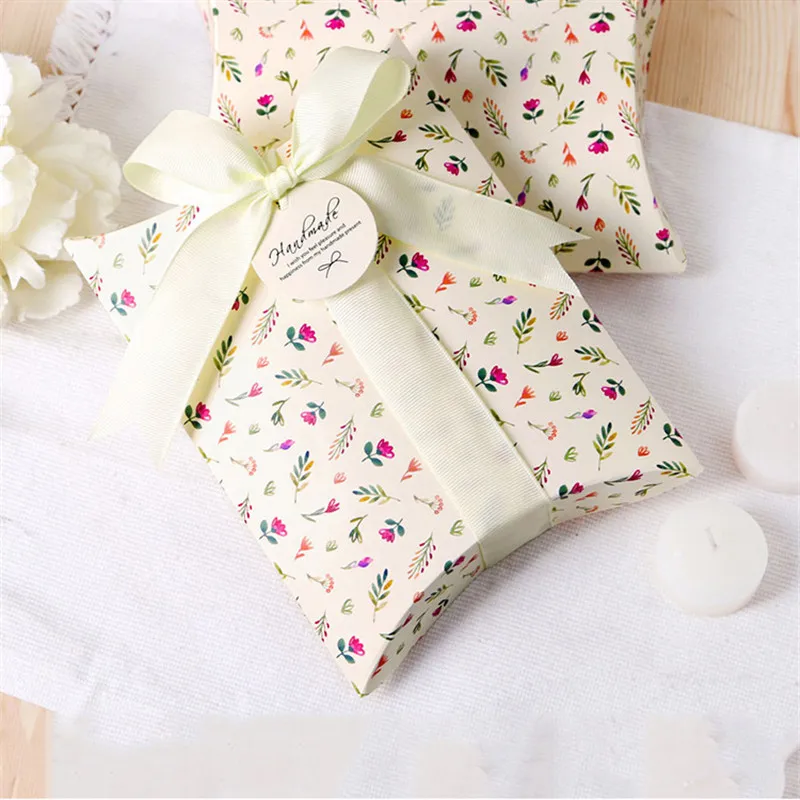 

200pcs/lot Box Forest New craft paper Pillow Shape Wedding Favor Gift Boxes pie Party Box bags eco friendly kraft jasmine flower