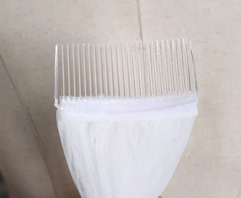 Фата свадебная Однослойная Тюлевая с аппликацией по краям и блестками | Свадьбы