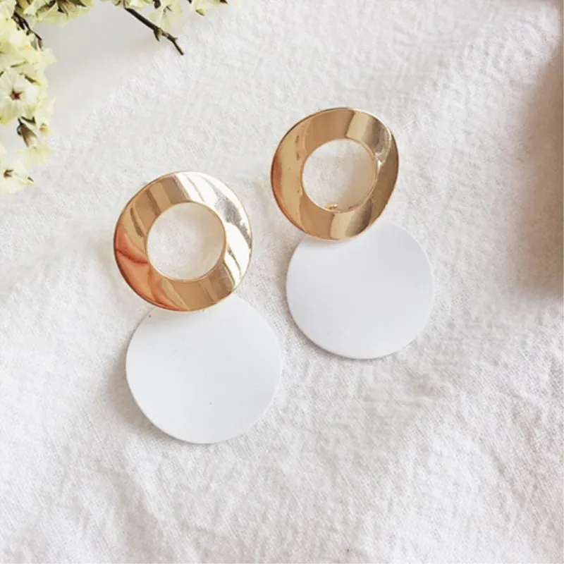 Женские круглые серьги с подвесками простые металлические геометрической формы