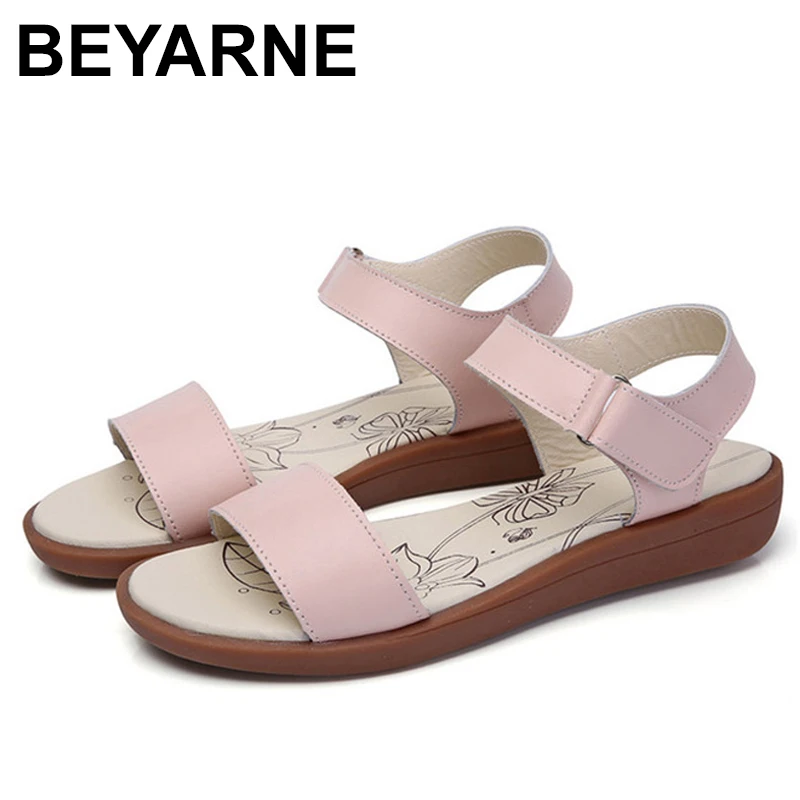 Новинка 2019 женские туфли BEYARNESandals на плоской подошве с простым носком