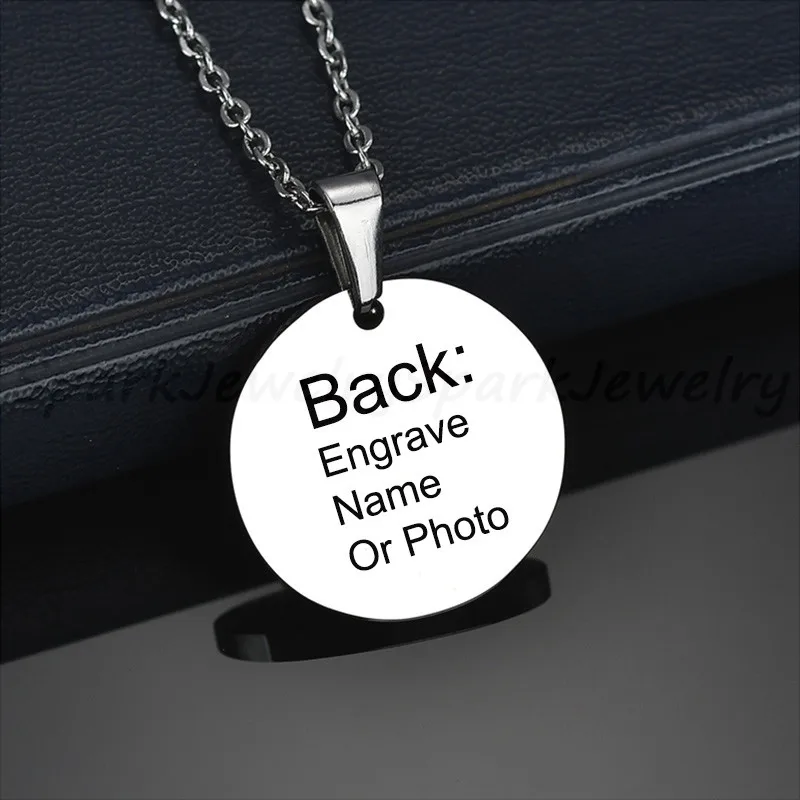 

Spark Personalized Stainless Steel Father Girl Figure Family Necklace Dad Daughter Round Pendant Necklaces For Parent Kid Gift
