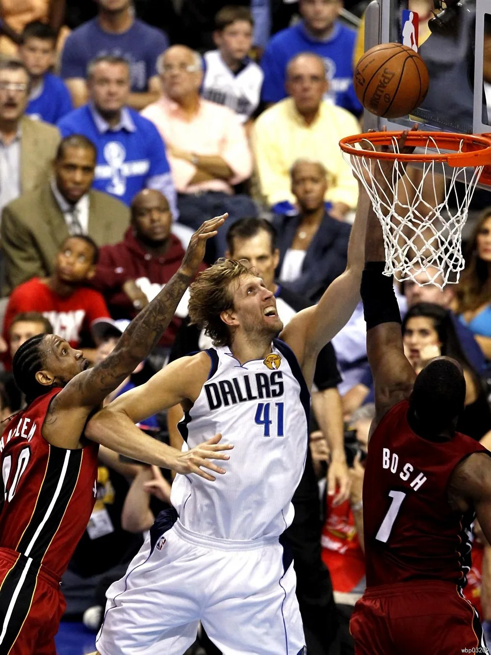 Dirk Nowitzki победитель Layup Dallas Miami Final NBA Art огромный холст Постер TXHOME D5655 | Дом и сад