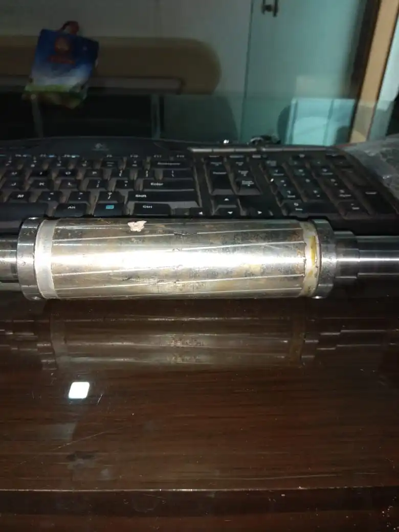 

4pcs rotor with shaft for spindle 3.7kw 380v ER20 water cooled