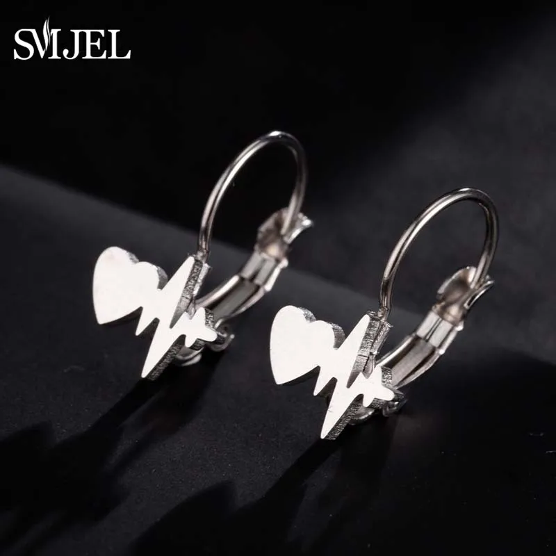 Женские серьги гвоздики SMJEL из нержавеющей стали с ЭКГ сердечком подарок врачу
