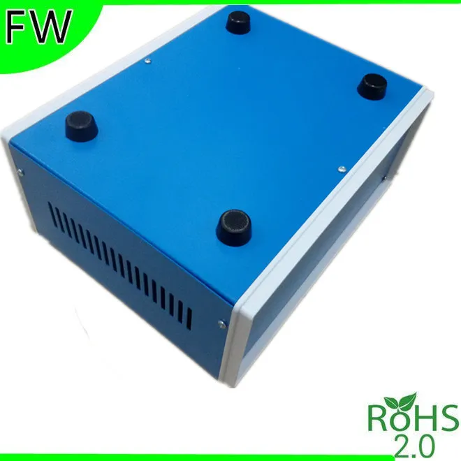 Шасси из листового металла пластиковая рамка вокруг приборной панели с корпусом