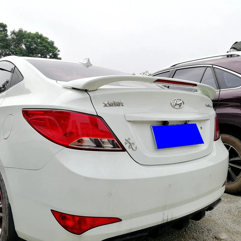 Для Hyundai Verna спойлер 2011-2018 светодиодные фонари высокое качество АБС материалы