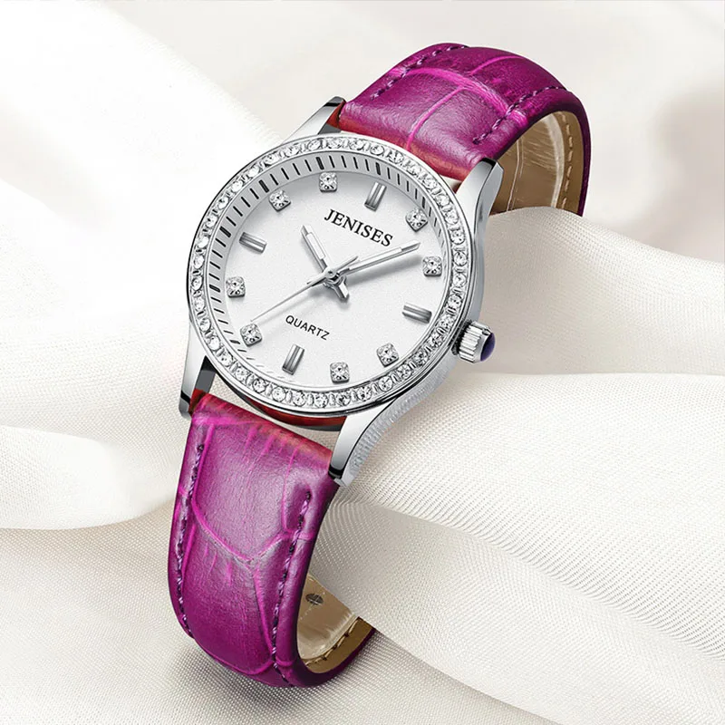 Женские часы с браслетом кожаные кварцевые женские со стразами простые наручные