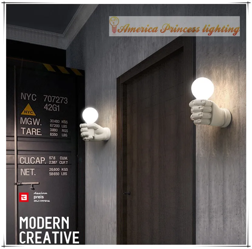 Настенный светильник из смолы в виде кулака гостиной комнаты входной двери