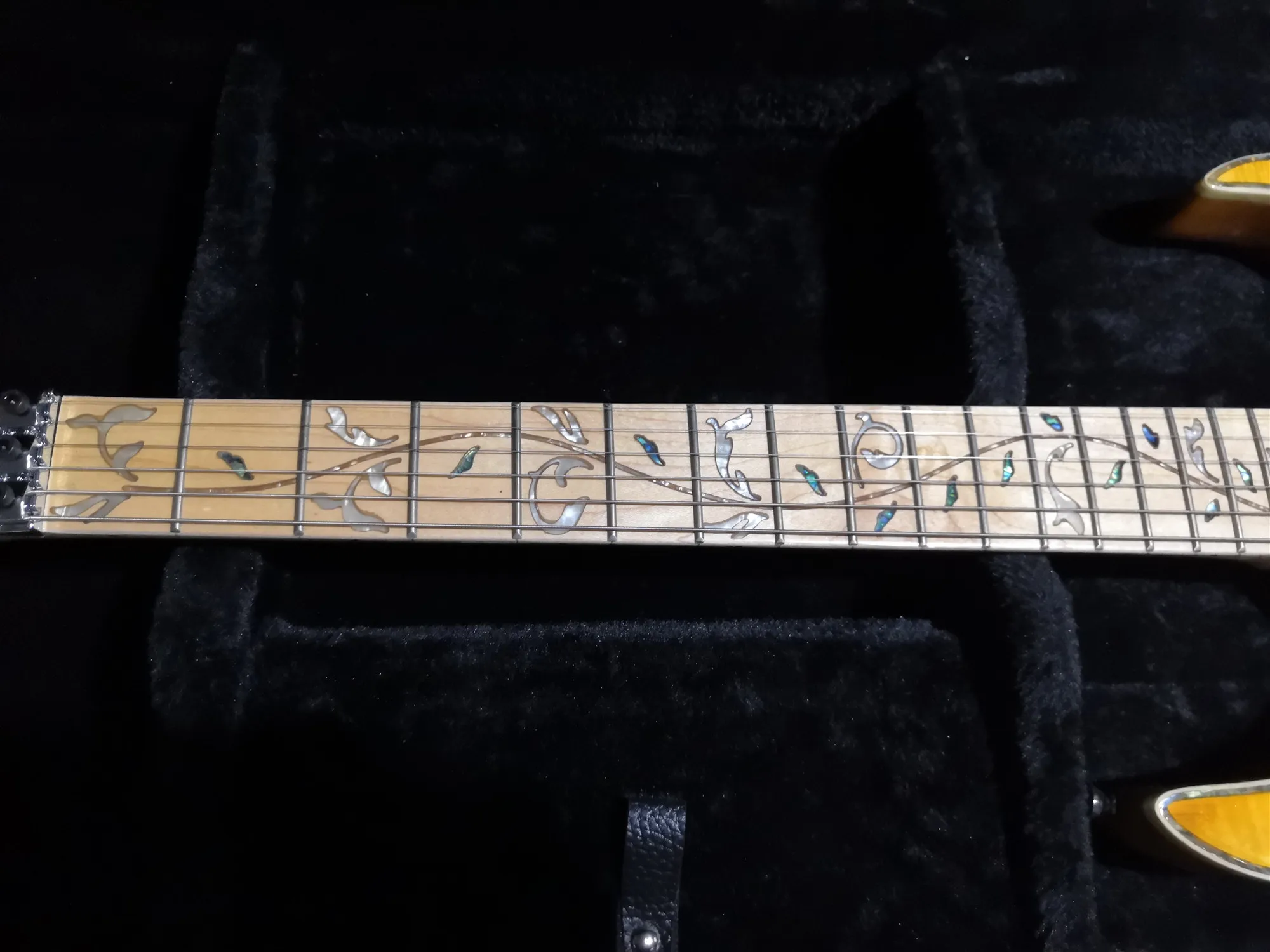Красная электрогитара banez Rosewood fretboard HH звукосниматели под заказ по