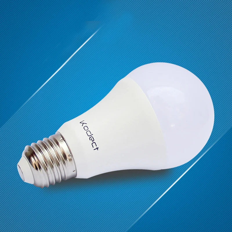 Управляемая светодиодная лампа. Лампа с разными цветами с пультом. Управляемая светодиодная лампа. Лампочка с регулировкой яркости. Управляемая светодиодная лампа.