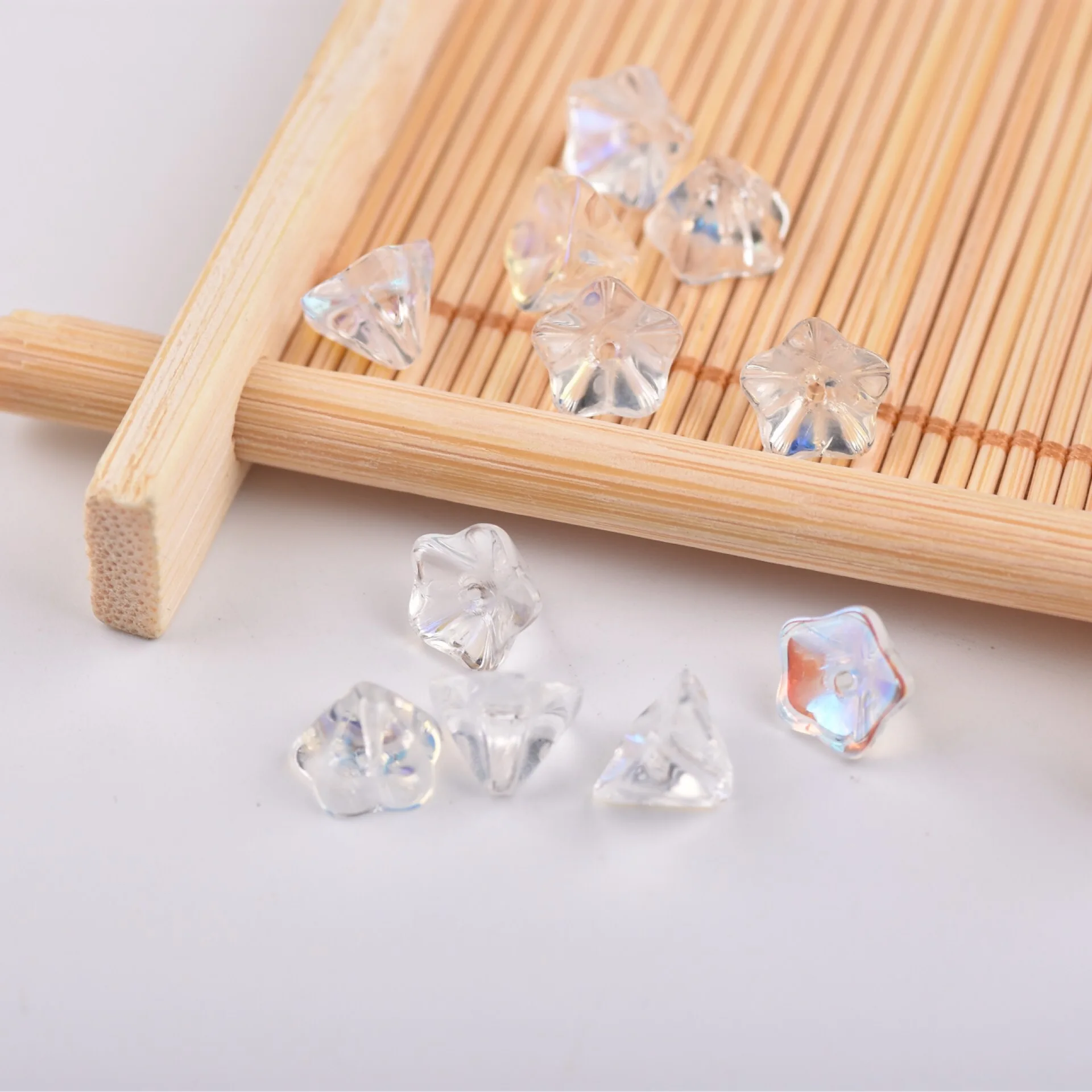 Оптовая продажа бусины из хрусталя 8 мм с отверстием разноцветные граненые