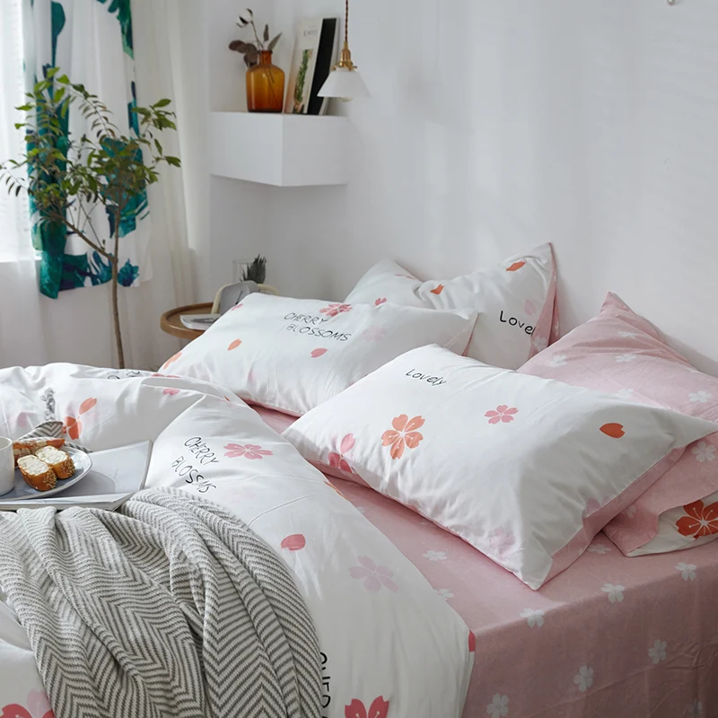 Комплект постельного белья из хлопка 4 шт. наволочка с изображением Сакуры и