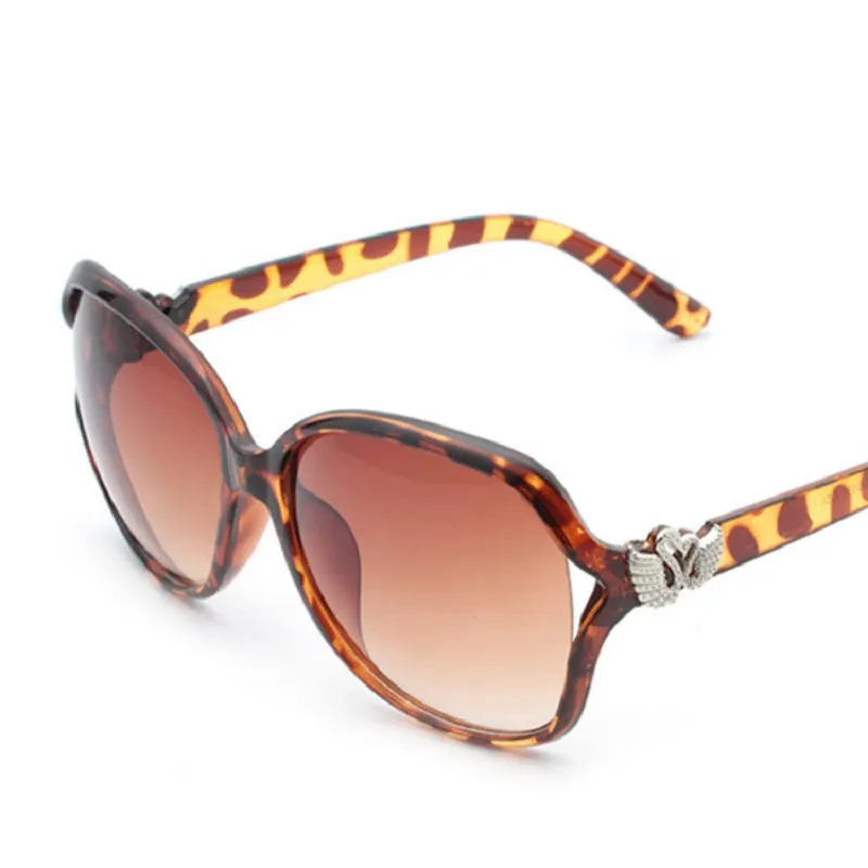 Летние Винтаж Солнцезащитные очки для женщин Для Брендовая Дизайнерская обувь