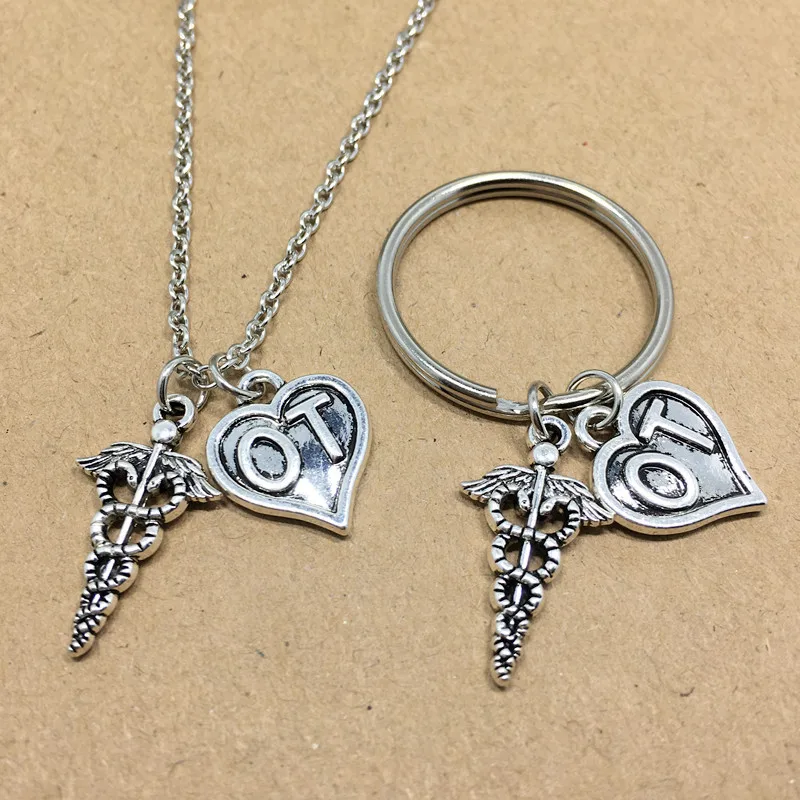 Серпантин медицинский логотип в форме сердца персика Шарм Кулон Доктор