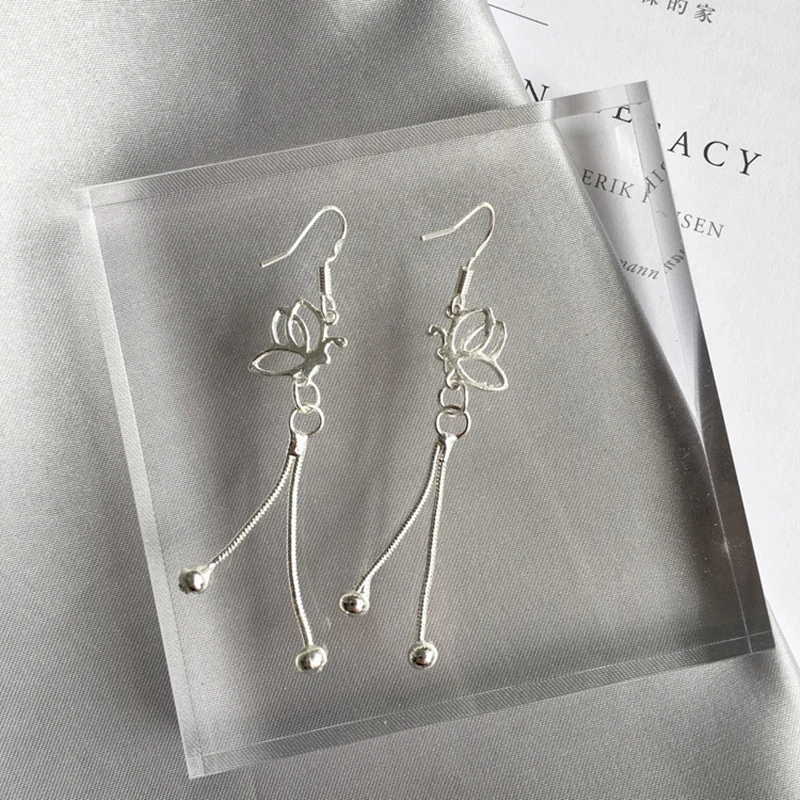 Женские модные серьги Bijoux длинное эффектное посеребренное покрытие Бабочка с