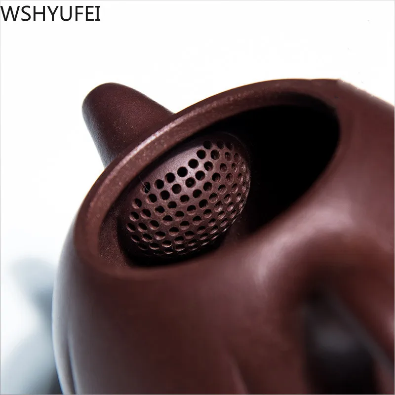 

1pcs 220ml Yixing Zisha Purple sand pot original mine famous hand-made suit handmade teapot Kung Fu teaset purple clay melon pot