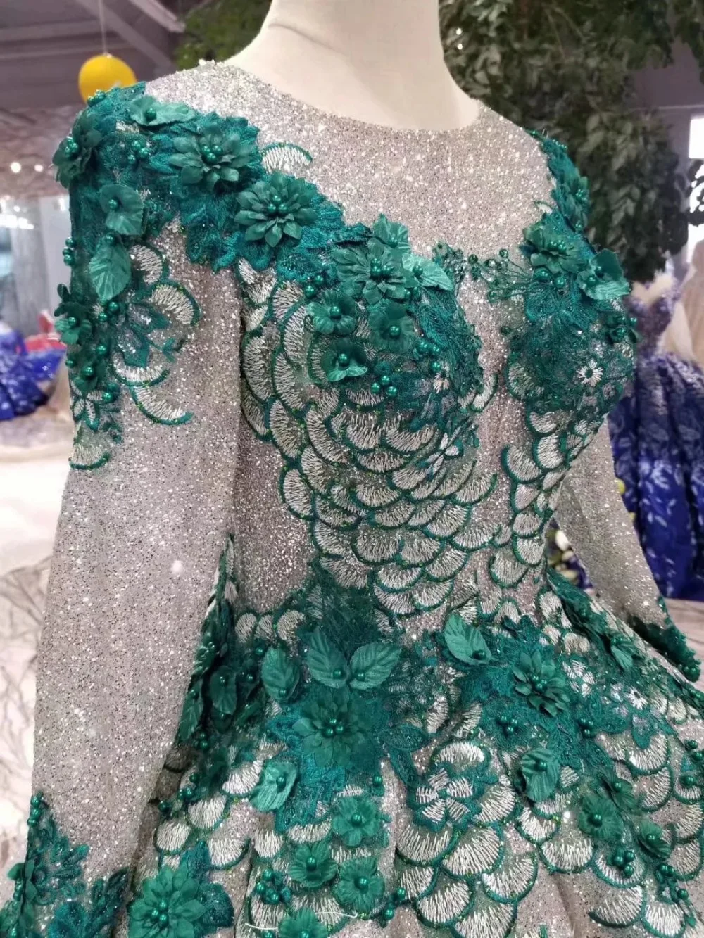 LSS458 бальное платье блестящее вечернее зеленое с аппликацией о-вырезом длинными