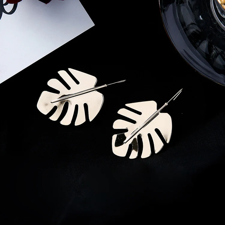 Женские серьги-подвески с большим золотым листом банана в Корейском стиле