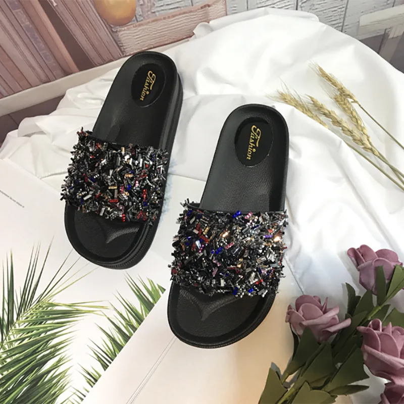 Новая пляжная обувь для девушек недорогая на платформе Милые Удобные