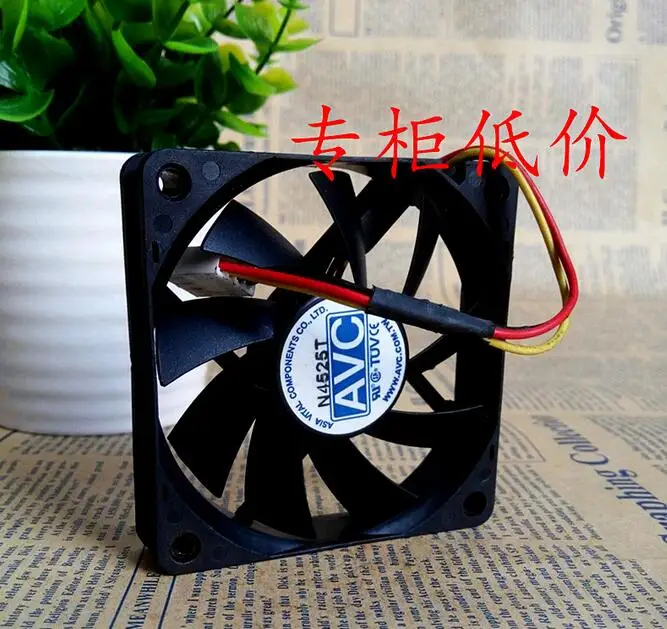 Оптовая продажа: оригинальный подлинный F7015B12HB 7015 AC/DC 12V 0.3A 7 см 70*70*15 мм 3-линии