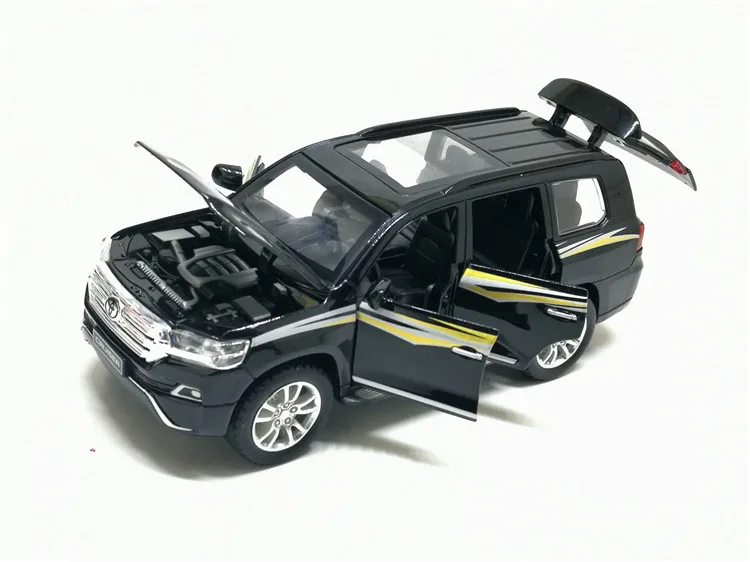 1:32, Toyota LAND CRUISER, литые под давлением модели автомобилей, игрушки с шестью открывающимися дверями, задний звуковой светильник для детей, игрушки