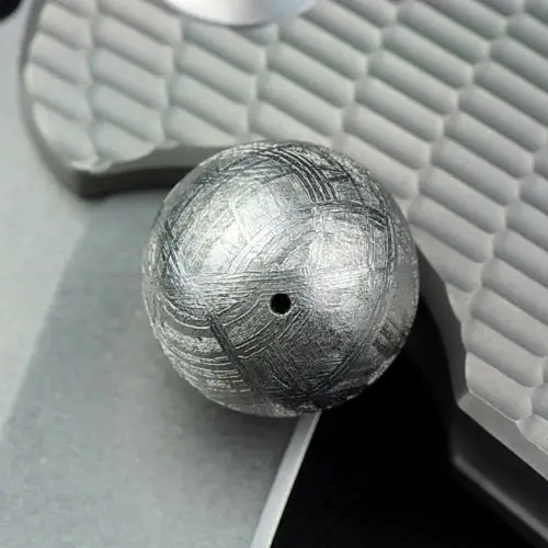 Натуральные натуральные железные метеориты молдавит 6 мм Свободные Круглые