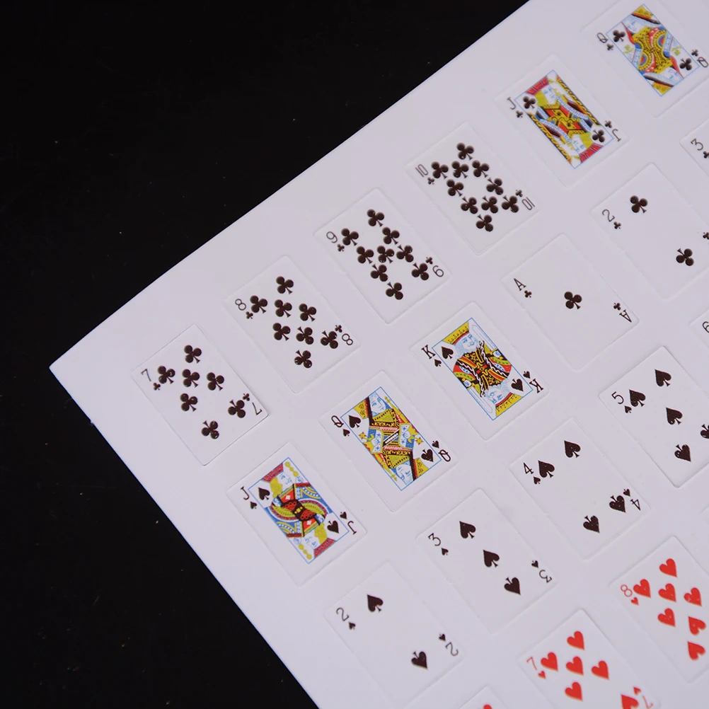 

Playing Game Mini Cute 1:12 Dollhouse Poker Cards Miniatures Poker Home Decoration for BJD for Girls Dolls Doll Accessories
