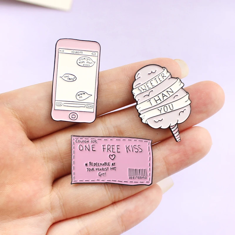 Розовая симпатичная эмалированная брошь one free kiss билетов Sweet Candyfloss Kiss Candy Phone Pins