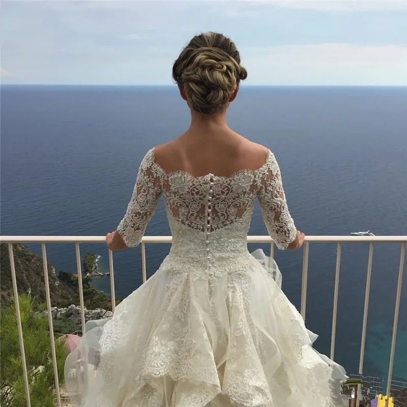 New Beautiful Lace Wedding Dresses Half Sleeve Chapel Train Vintage Gown Button Back Boat Neck | Свадьбы и торжества
