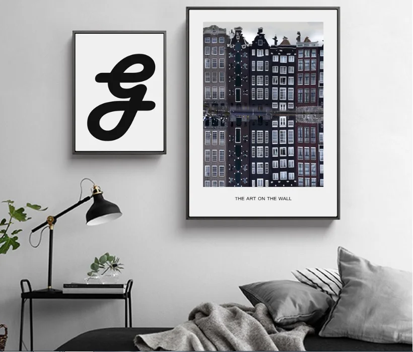 Черно белый маленький городок в Европе парусиновые картины модульные настенное