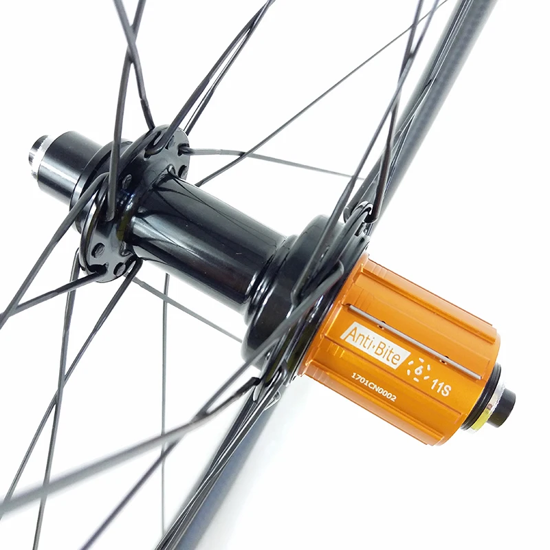 Карбоновые колеса для велосипеда супер легкие 1300g 700c 38 мм 6 pawl 11s wheelset UD 3K 12K аэро