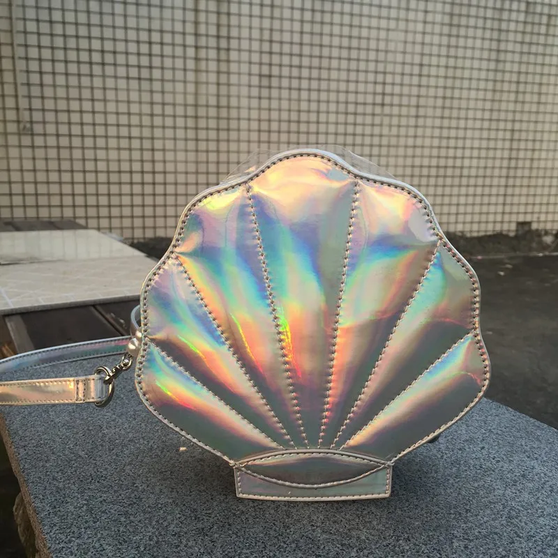 Модная фирменная сумка-мессенджер новый дизайн с лазерной цепочкой 3 цвета |