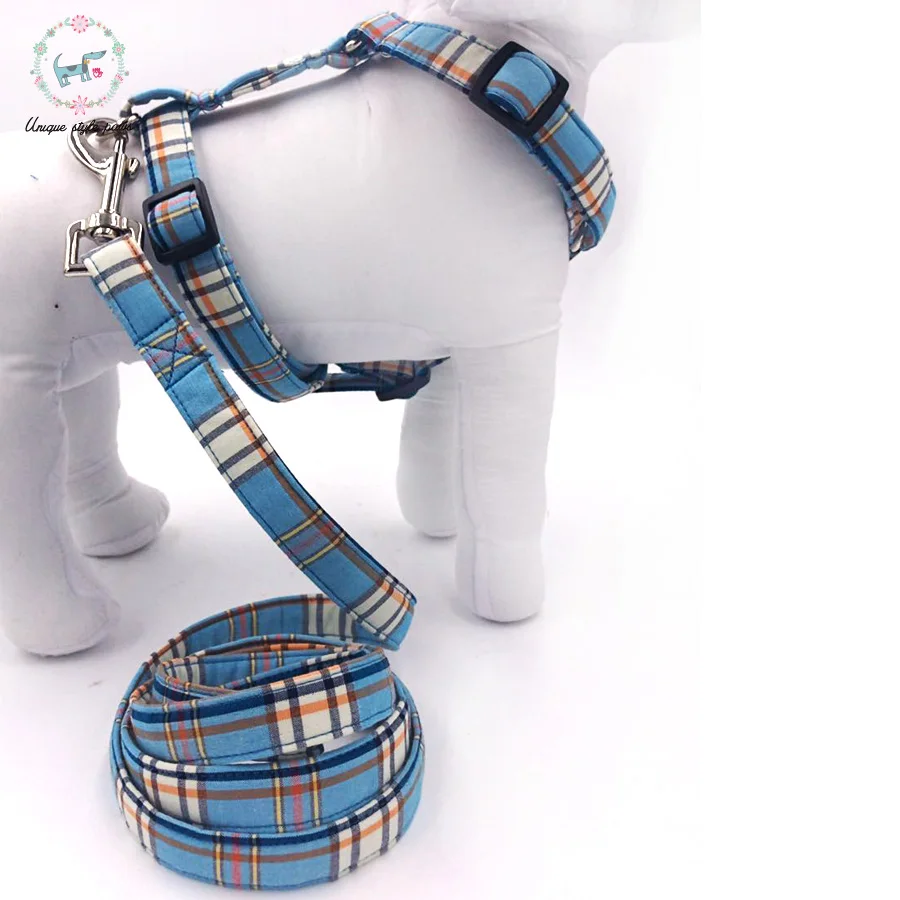 Шлейка для собак с галстуком бабочкой и обычным поводком собаки Синяя Клетчатая