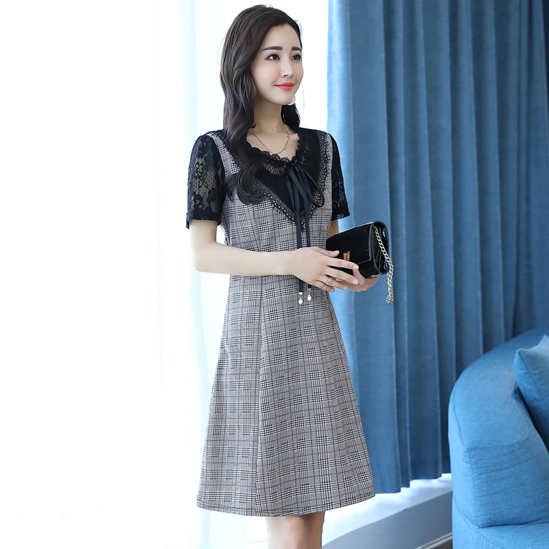 Платье женское летнее из двух частей с кружевом и V-образным вырезом | Женская