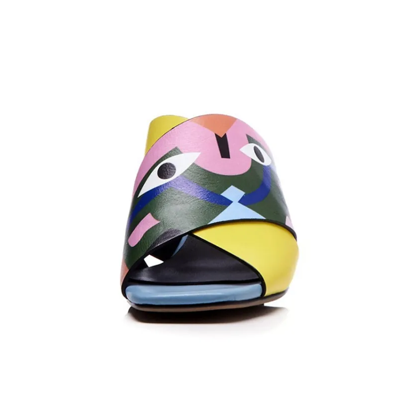 Женские босоножки на квадратном каблуке новинка 2018 летние модные сандалии