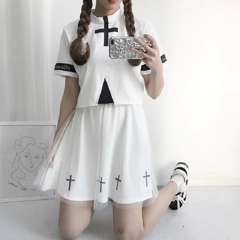 2018 Лето Harajuku футболка Женская Грудь крест накрест Черный Белый Сращивание