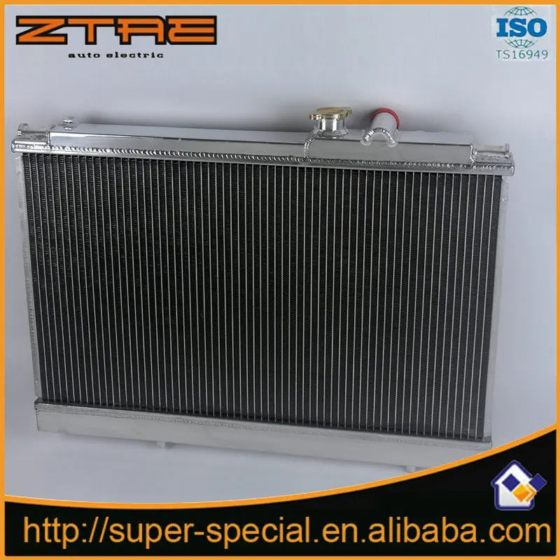 Высококачественный новый гоночный алюминиевый автомобильный радиатор для