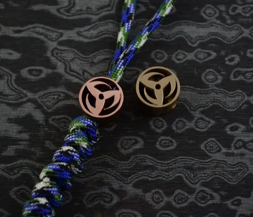 1 шт. NARUTO Brass Parachute нож для шнура Tool бусы на шнурок Key цепная гирлянда Bead Бесплатная