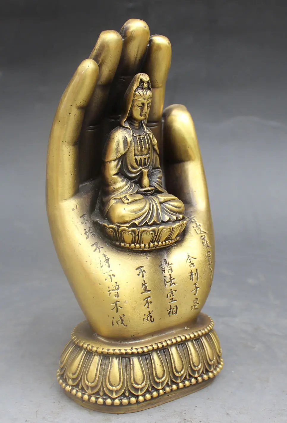 Китайский буддийский из бронзы Kwan yin богисаттва богиня ручная статуя Будды