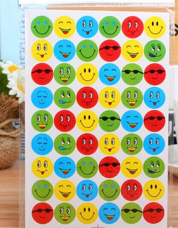 1120 шт бумажная этикетка с улыбающимся лицом, Классическая наклейка Kawaii, 10 листов/набор, наградная наклейка для школьников, классная клейкая этикетка