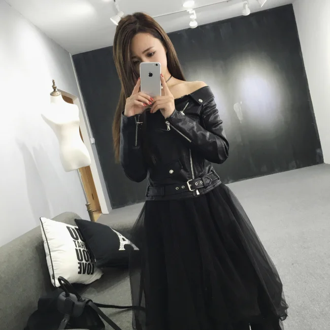 Женская кожаная куртка с открытыми плечами Элегантная черная мотоциклетная