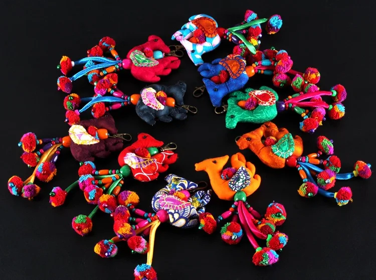 Женская цепочка для ключей с этническим рисунком длинная в богемном стиле